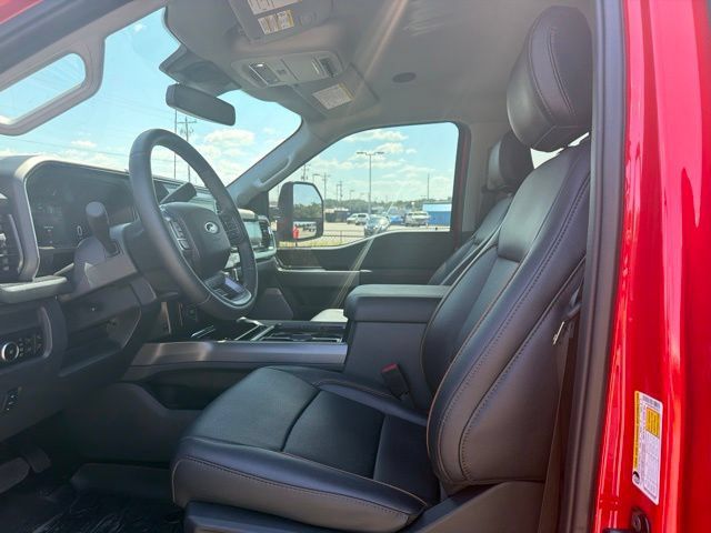 Used 2026 Ford F350 Lariat w/ Lariat Ultimate Package AWD/4WD image 9