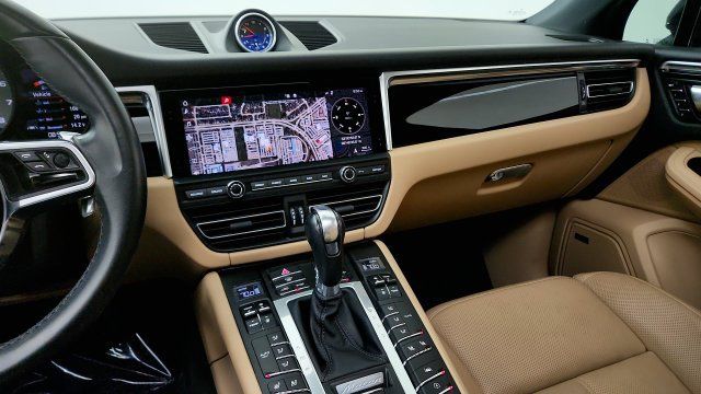 Used 2019 Porsche Macan S AWD/4WD image 58
