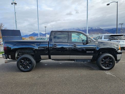 Used 2012 GMC Sierra 3500 SLT image 2