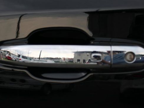 Used 2023 Chevrolet Silverado 1500 High Country w/ Max Trailering Package image 9