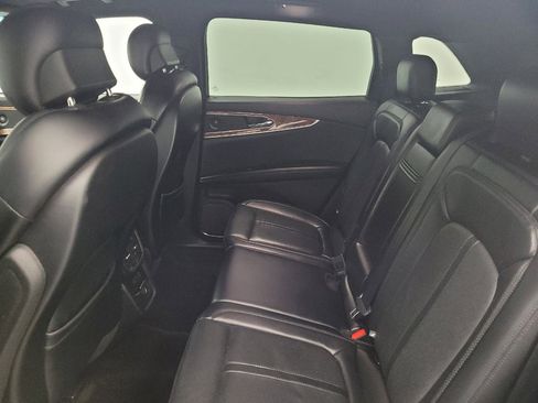 Used 2018 Lincoln MKX Reserve w/ Lincoln MKX Climate Package image 18