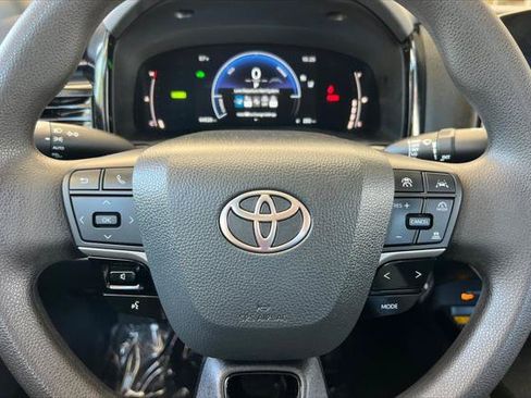 Certified 2025 Toyota Camry LE FWD image 24