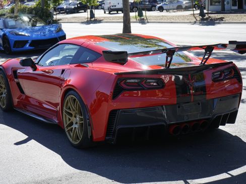 Used 2018 Chevrolet Corvette Grand Sport image 10