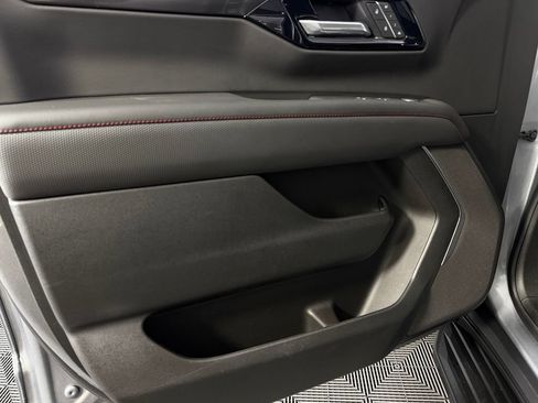 Used 2026 Chevrolet Tahoe RST RWD image 25
