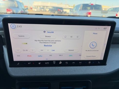 New 2025 Ford Maverick XLT w/ XLT Luxury Package image 22