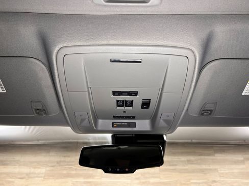 Used 2018 GMC Sierra 1500 Denali w/ Denali Ultimate Package image 18