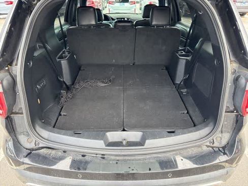 Used 2016 Ford Explorer Platinum image 26