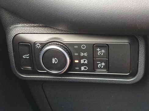 New 2026 Ford Explorer Tremor w/ Tremor Convenience Package image 18