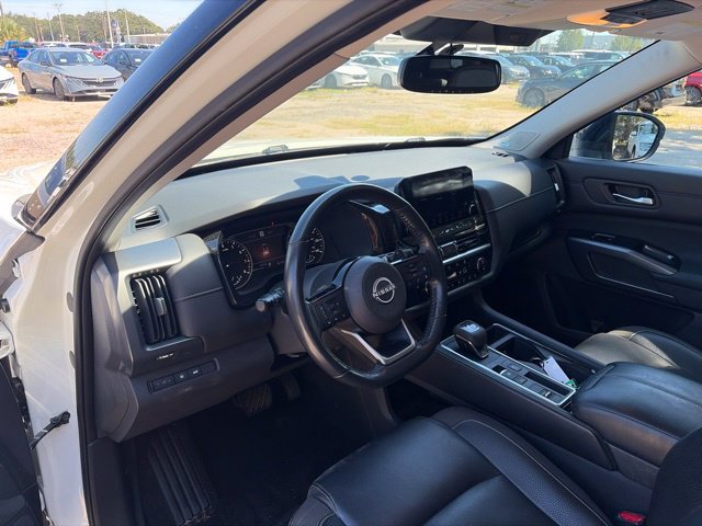 Used 2022 Nissan Pathfinder SL w/ SL Premium Package FWD image 29