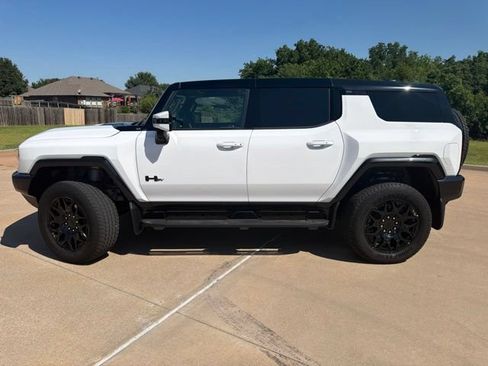 Used 2025 GMC Hummer EV 3X w/ LPO, Dark Essentials Package AWD/4WD image 2