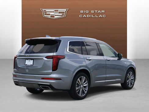 Certified 2024 Cadillac XT6 Premium Luxury w/ Technology Package FWD image 5