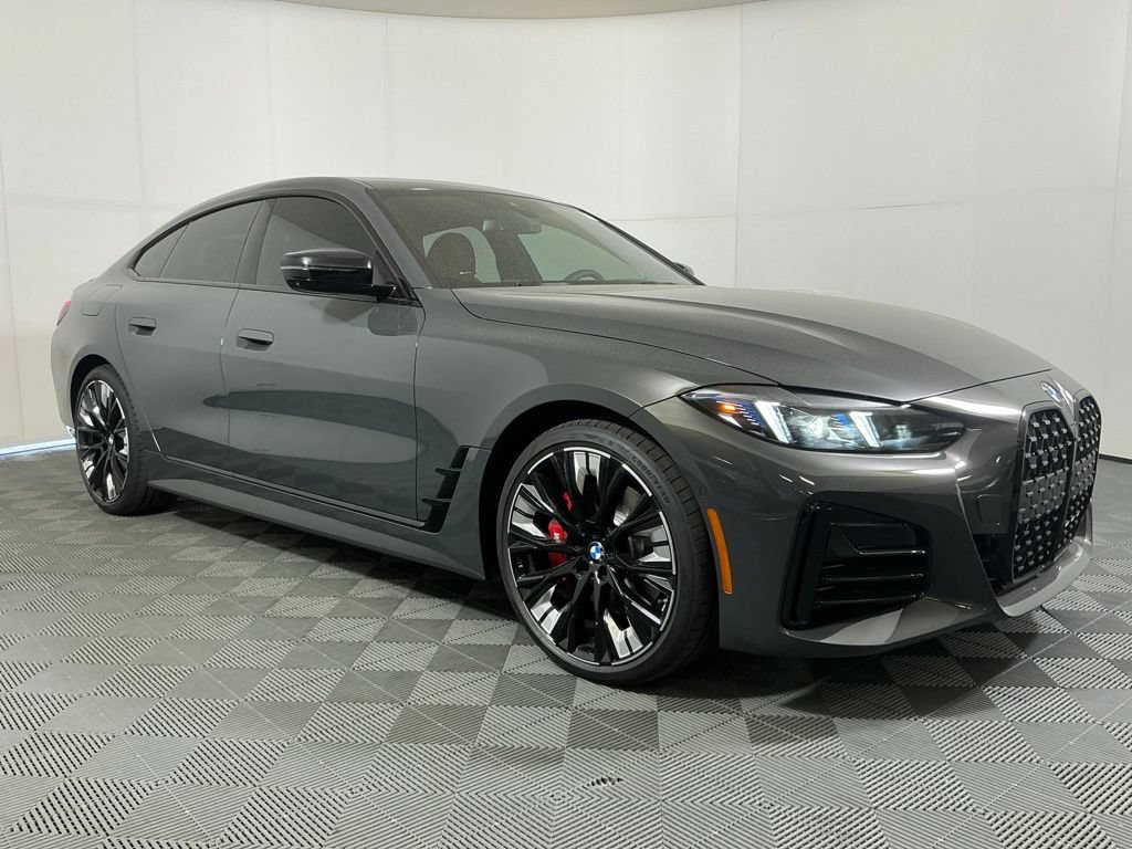 New 2026 BMW 430i w/ M Sport Package RWD image 4
