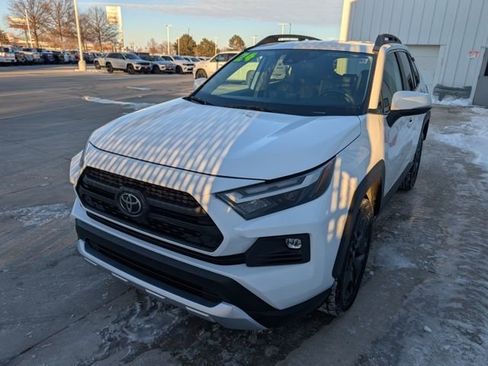 Used 2024 Toyota RAV4 Adventure image 33