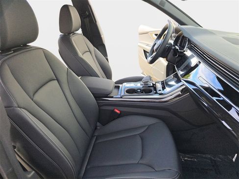 New 2026 Audi Q8 Premium Plus image 10