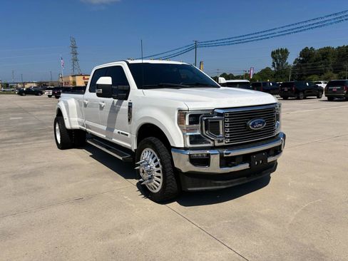 Used 2022 Ford F350 Lariat w/ Lariat Ultimate Package AWD/4WD image 4