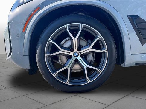 New 2026 BMW X5 xDrive40i w/ M Sport Package image 11