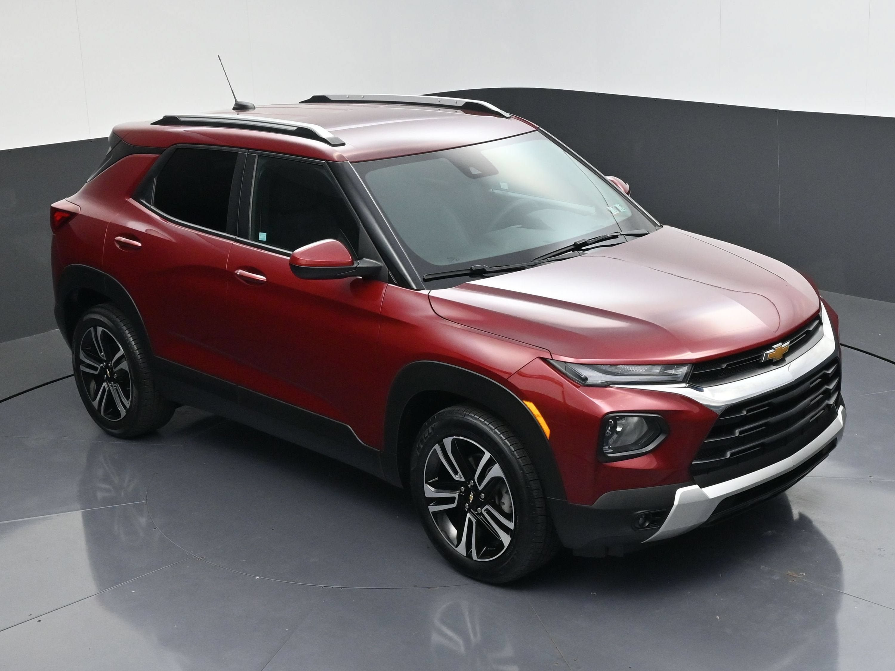 Used 2023 Chevrolet TrailBlazer LT FWD image 44