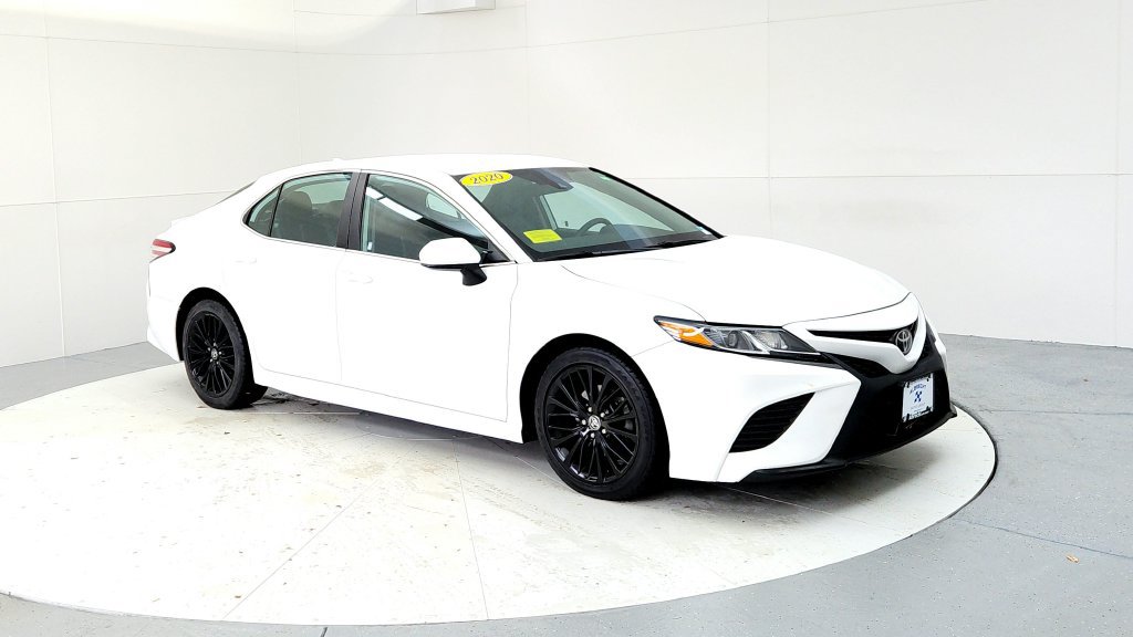 Certified 2020 Toyota Camry SE w/ Carpet Mat Package AWD/4WD image 7