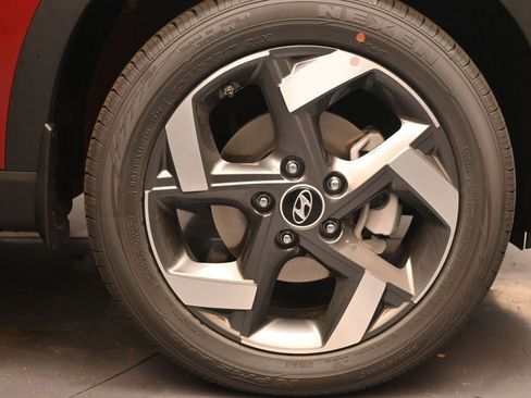 New 2026 Hyundai Venue SEL image 10