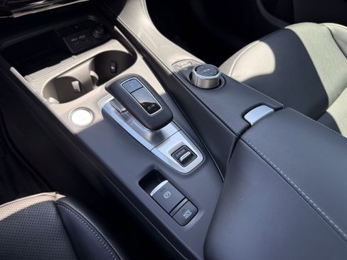 Certified 2025 INFINITI QX50 Luxe image 22