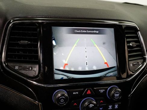 Used 2021 Jeep Grand Cherokee Trailhawk image 13