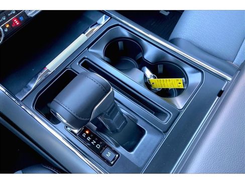 New 2025 Ford F150 Lariat w/ Equipment Group 501A Mid image 24