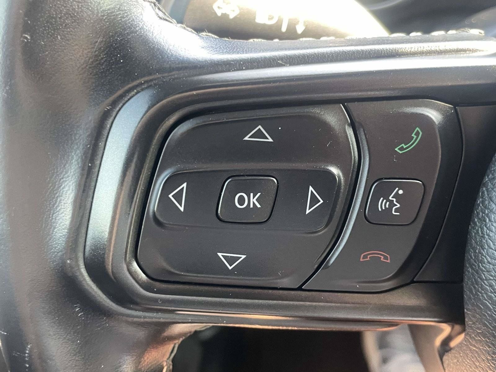 Used 2022 Jeep Gladiator Sport AWD/4WD image 22