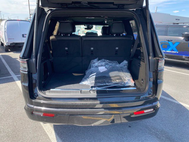 New 2024 Jeep Grand Wagoneer Series II Obsidian w/ Quick Order Packagew 28T AWD/4WD image 7