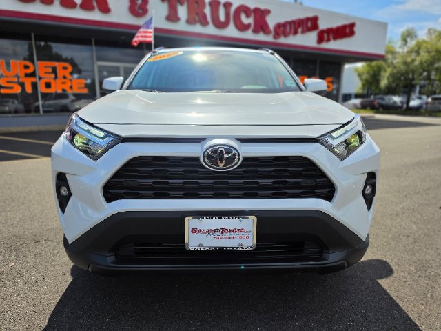 Used 2025 Toyota RAV4 XLE Premium w/ Weather Package AWD/4WD image 2