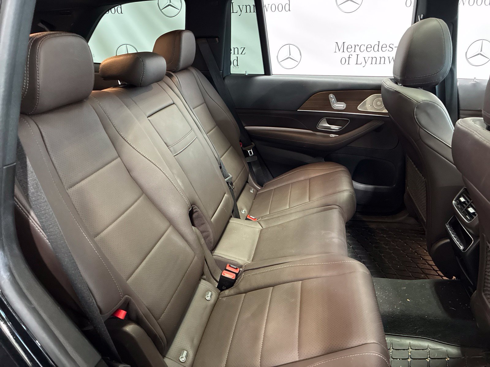 Used 2022 Mercedes-Benz GLS 450 4MATIC image 6