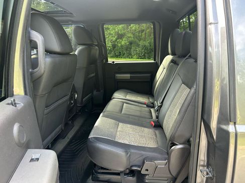 Used 2011 Ford F250 Lariat w/ Chrome Pkg AWD/4WD image 13