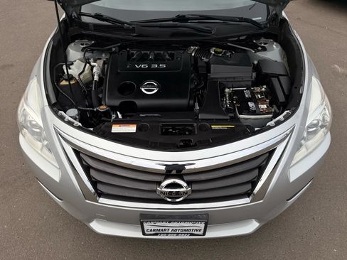 Used 2013 Nissan Altima 3.5 SV w/ Navigation Pkg FWD image 36