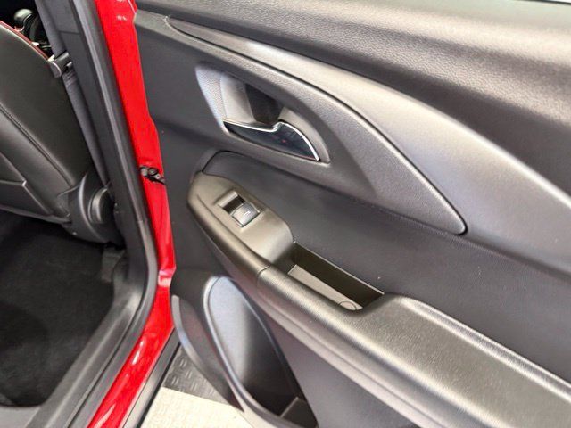 Used 2026 Chevrolet TrailBlazer RS w/ Driver Confidence Package FWD image 26