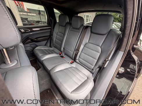 Used 2012 Porsche Cayenne Turbo AWD/4WD image 37