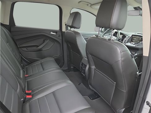 Used 2015 Ford Escape Titanium image 15