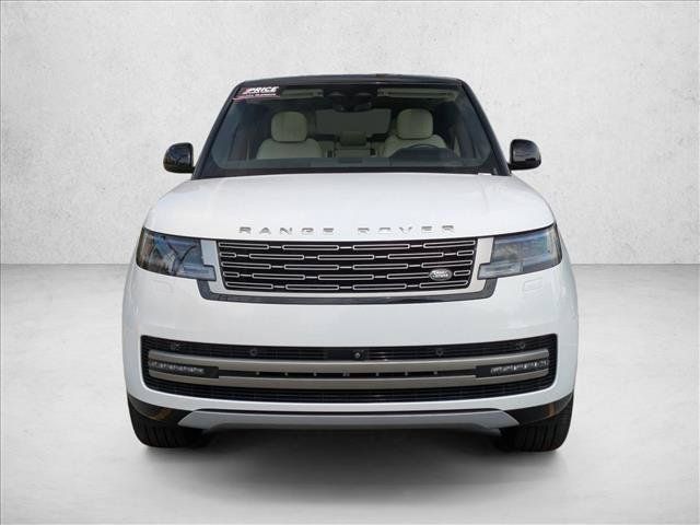 Certified 2025 Land Rover Range Rover Long Wheelbase SE AWD/4WD image 2