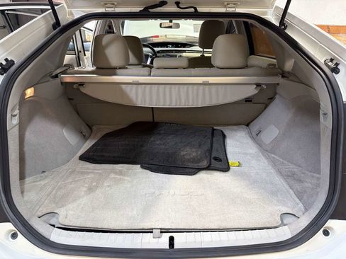 Used 2012 Toyota Prius Two FWD image 13