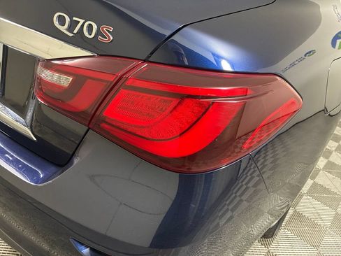 Used 2015 INFINITI Q70 3.7 w/ Sport Package AWD/4WD image 33