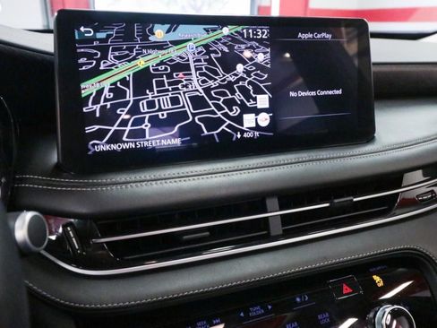 Used 2022 INFINITI QX60 Sensory image 17