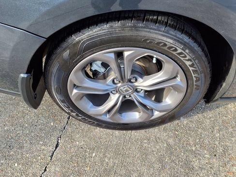 Used 2024 Honda Accord EX image 6