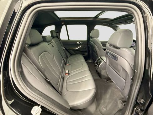 Used 2022 BMW X5 sDrive40i w/ Parking Assistance Package image 21