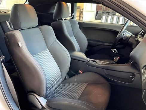Used 2022 Dodge Challenger GT image 20
