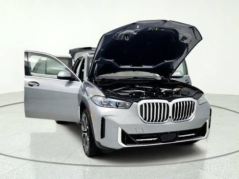 Used 2025 BMW X5 sDrive40i w/ Parking Assistance Package RWD image 12
