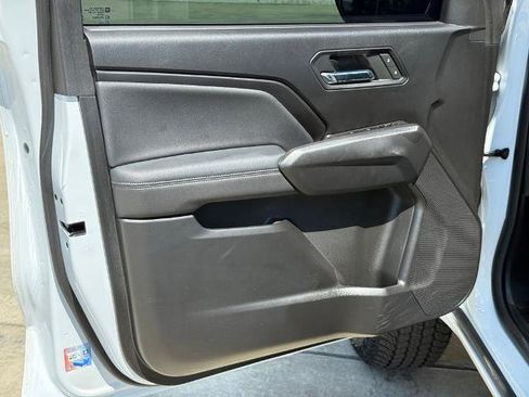 Used 2024 GMC Canyon Elevation w/ Convenience Package AWD/4WD image 15