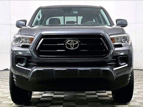 Used 2021 Toyota Tacoma SR image 3