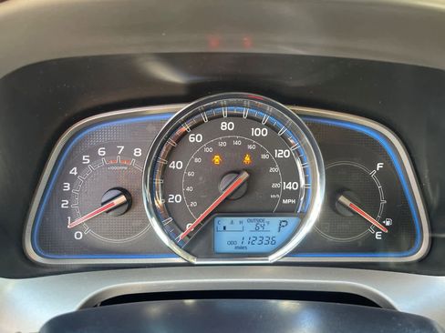 Used 2014 Toyota RAV4 Limited image 13