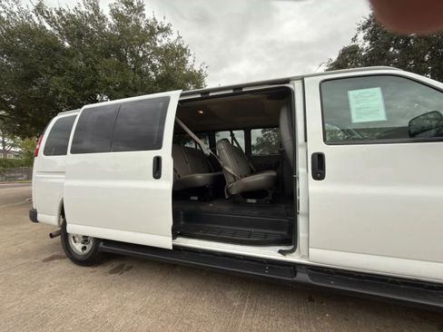 Used 2023 Chevrolet Express 3500 LS image 13