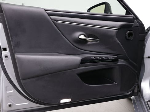 Used 2022 Lexus ES 350 w/ Accessory Package 2 FWD image 10