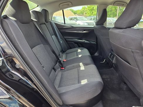 Used 2025 Toyota Camry LE FWD image 26