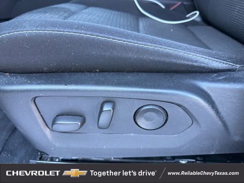 Used 2024 Chevrolet Colorado LT w/ LT Convenience Package II image 9